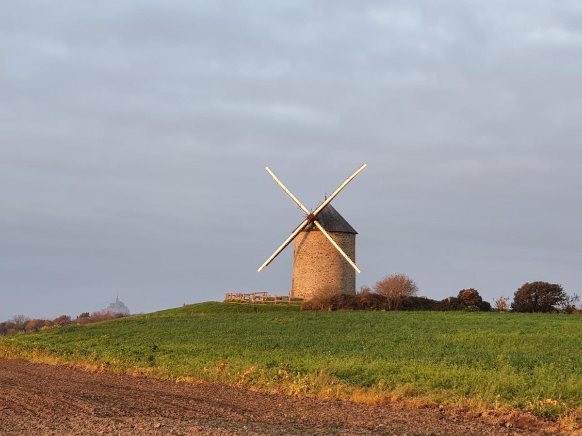 Bed and Breakfast La Bastide Du Moulin - Mont St Michel Moidrey Екстер'єр фото