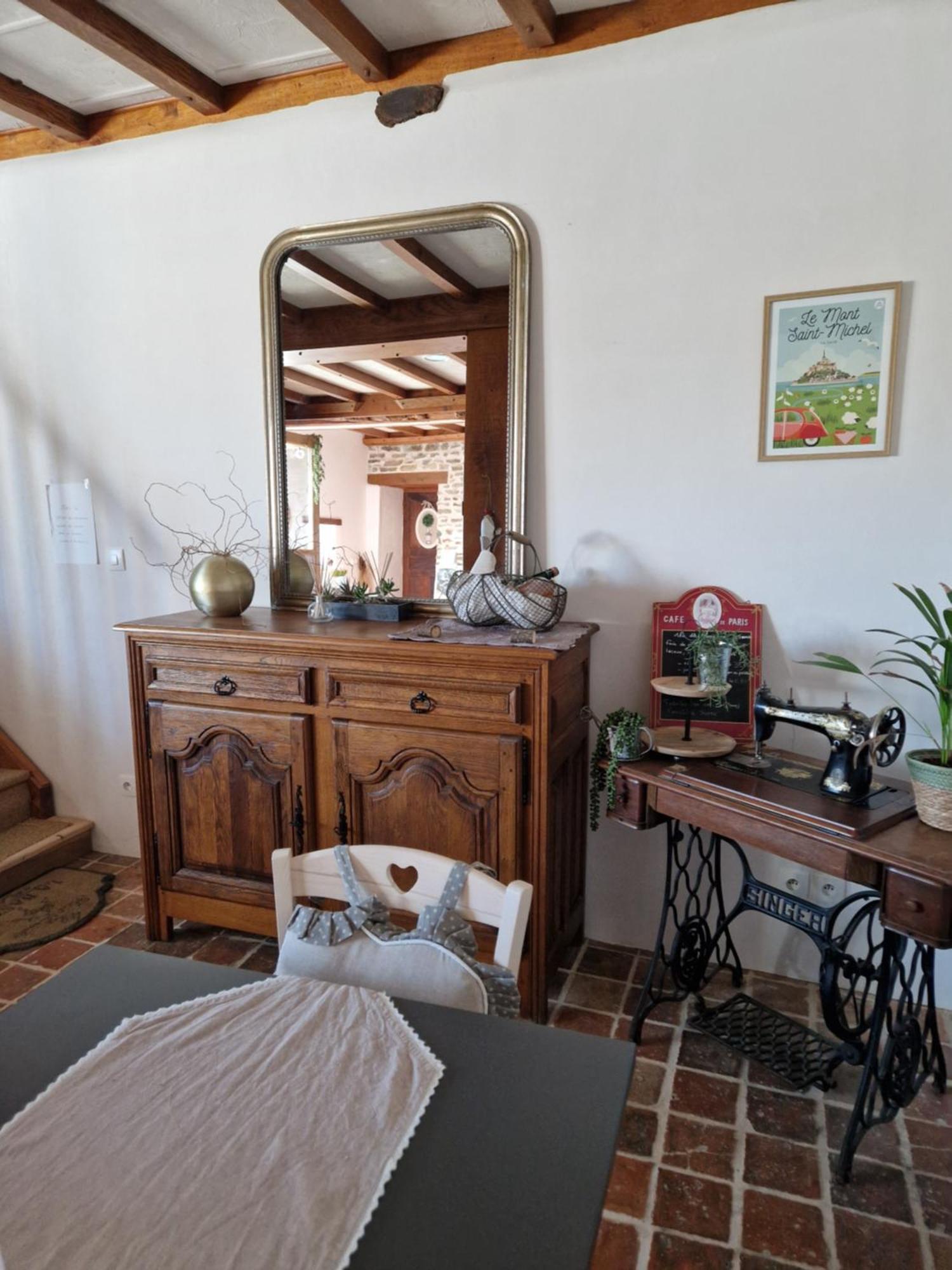 Bed and Breakfast La Bastide Du Moulin - Mont St Michel Moidrey Екстер'єр фото